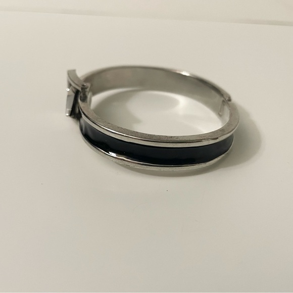Adjustable Belt Black & Silver Enamel Paint Metal Hinged Bangle Bracelet - Picture 4 of 13